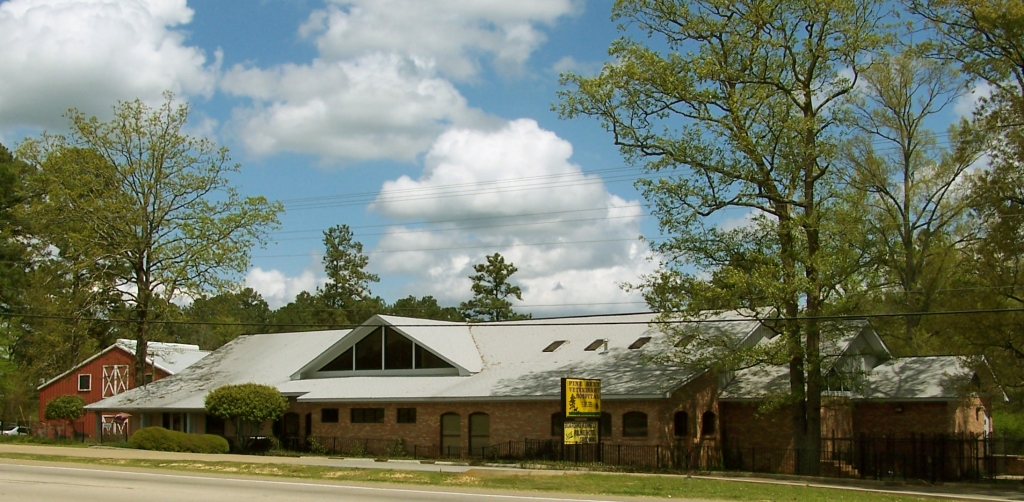Pine Belt Veterinary Hospital and Kennel, Veterinarian, Hattiesburg, MS